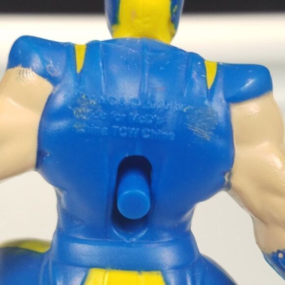 2010 Plastic Toy Figurines Incredible Hulk Wolverine McDonalds Happy Meal Toys - Picture 11 of 11